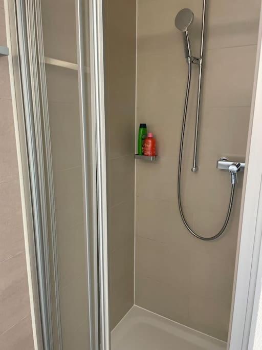 Joli Studio Confortable ! Prilly Zewnętrze zdjęcie